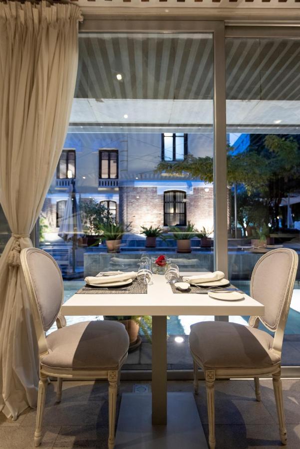 Hospes Palacio De Los Patos, A Member Of Design Hotels Grenade Extérieur photo The restaurant