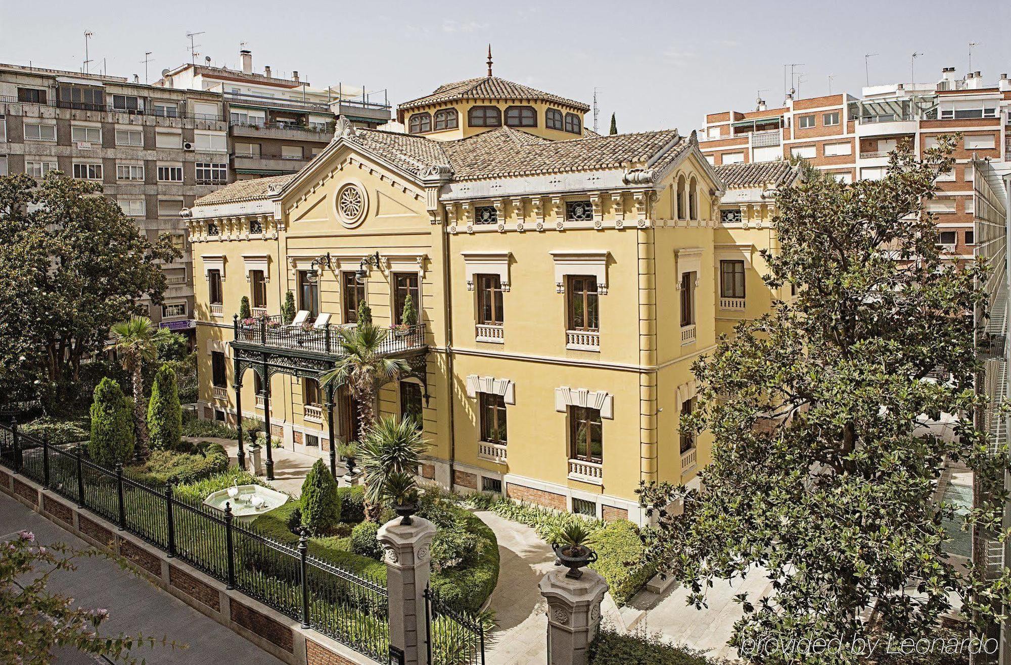 Hospes Palacio De Los Patos, A Member Of Design Hotels Grenade Extérieur photo The building of the Academy of Athens